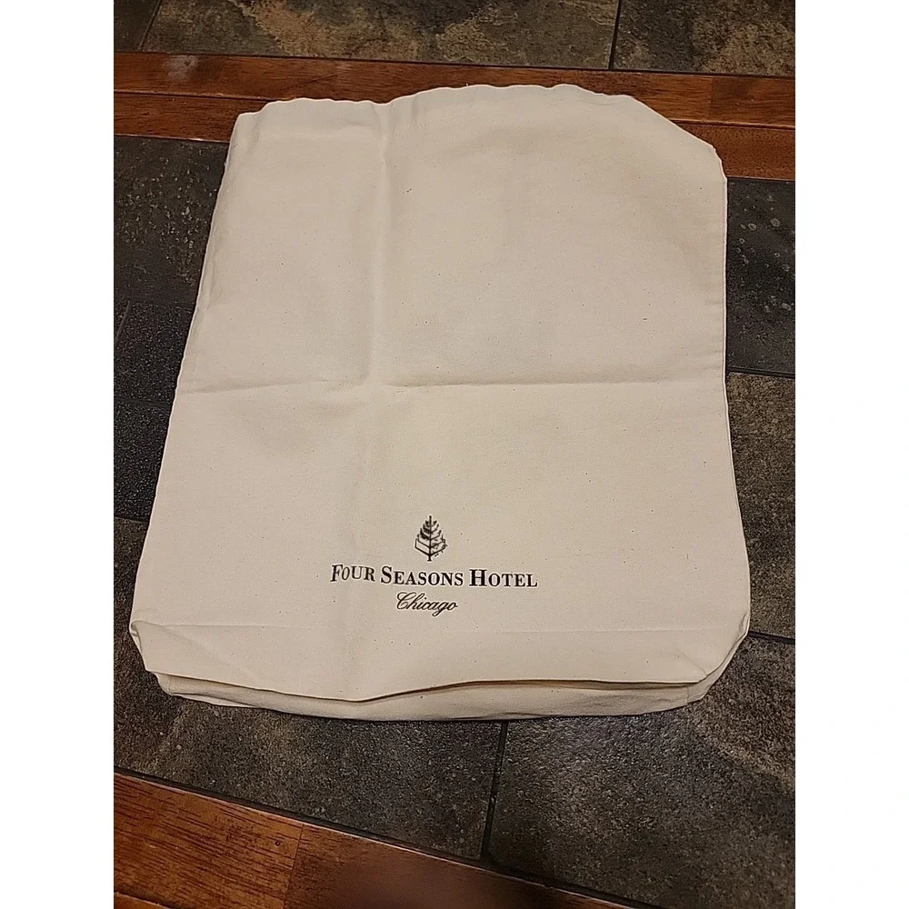 Four Seasons Hotel Chicago‎ Lingerie Drawstring 100% Cotton Laundry Bag 13